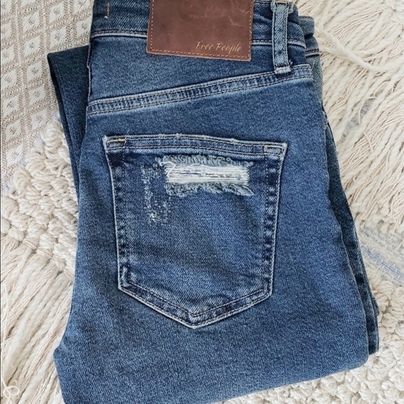 Free People Color block distressed 9” rise jeans - Picture 3 of 4